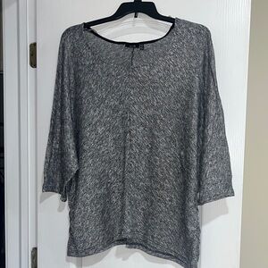 Women's Gray Top